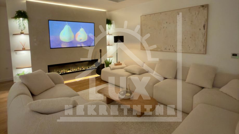 Luksuzan penthouse vrhunski ure&dstrok;en&comma; Zadar &lpar;Vi&scaron;njik&rpar;