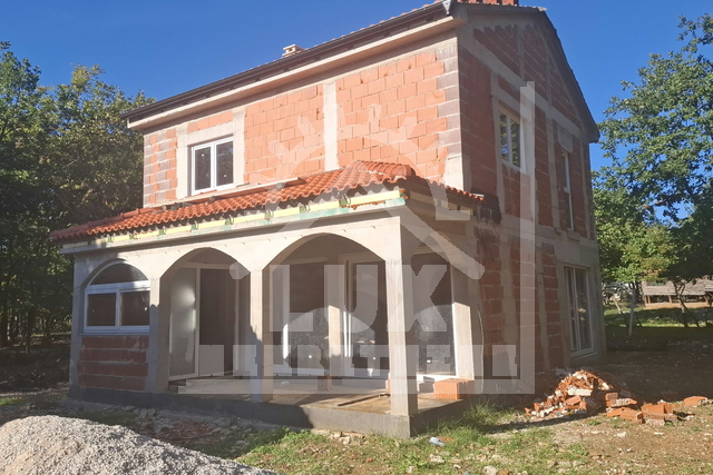 Kuća za odmor s bazenom (u izgradnji) Poličnik nedaleko Zadra