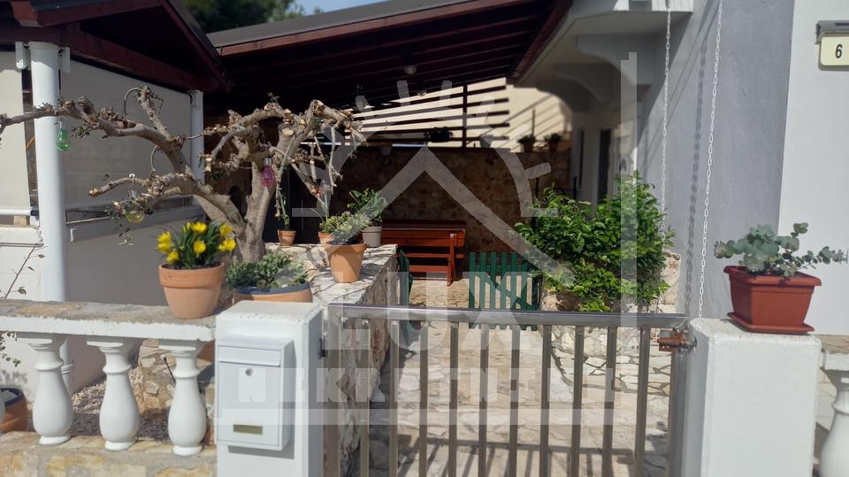 Hi&scaron;a&comma; 100 m2&comma; Prodaja&comma; Pa&scaron;man - &Zcaron;drelac