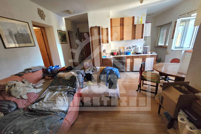 Trosoban stan u centru grada pov. 79 m2, Zadar (Poluotok)
