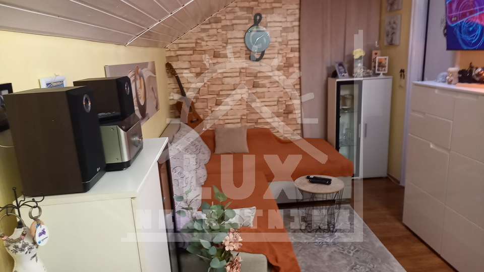 Hi&scaron;a&comma; 100 m2&comma; Prodaja&comma; Pa&scaron;man - &Zcaron;drelac