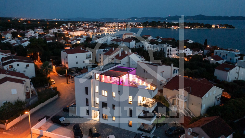 Luksuzni penthouse na 2. katu, Petrčane kraj Zadra, s pogledom na more