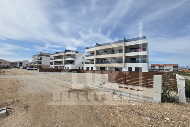 Dvosoban penthouse s krovnom terasom, NOVOGRADNJA, Privlaka kraj Zadra