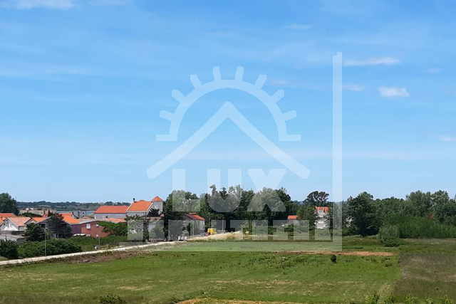 Zemljišče, 711 m2, Prodaja, Vrsi