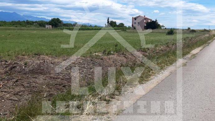 Land&comma; 717 m2&comma; For Sale&comma; Vrsi