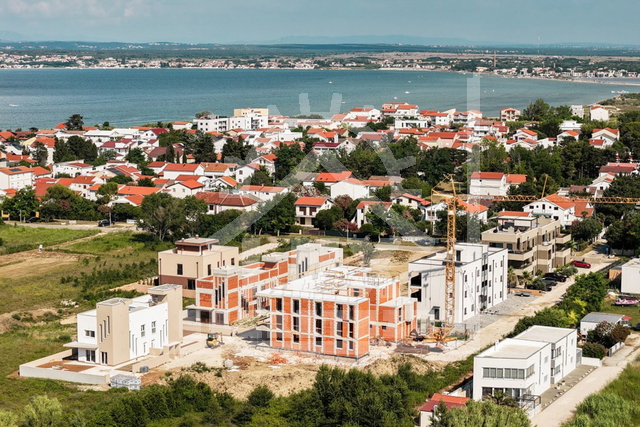 Dvosoban penthouse s krovnom terasom, NOVOGRADNJA, Privlaka (Sabunike)