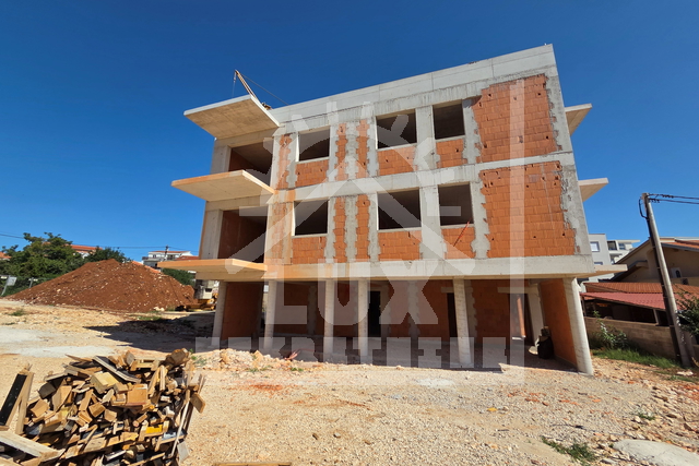 Komforan jednosoban stan na 2. katu, NOVOGRADNJA, Zadar (Skročini)