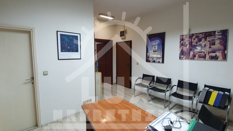 Stan na odli&ccaron;noj lokaciji&comma; Zadar &lpar;Poluotok&rpar;