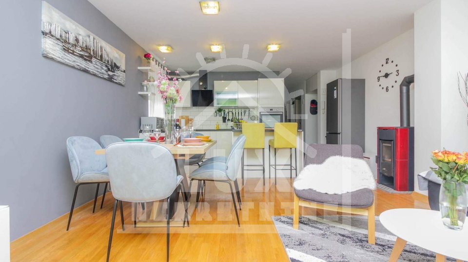 Apartment&comma; 80 m2&comma; For Sale&comma; Zadar - Plovanija