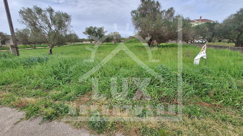 Building land 699 m2, Sukošan near Zadar, 500 meters from the sea