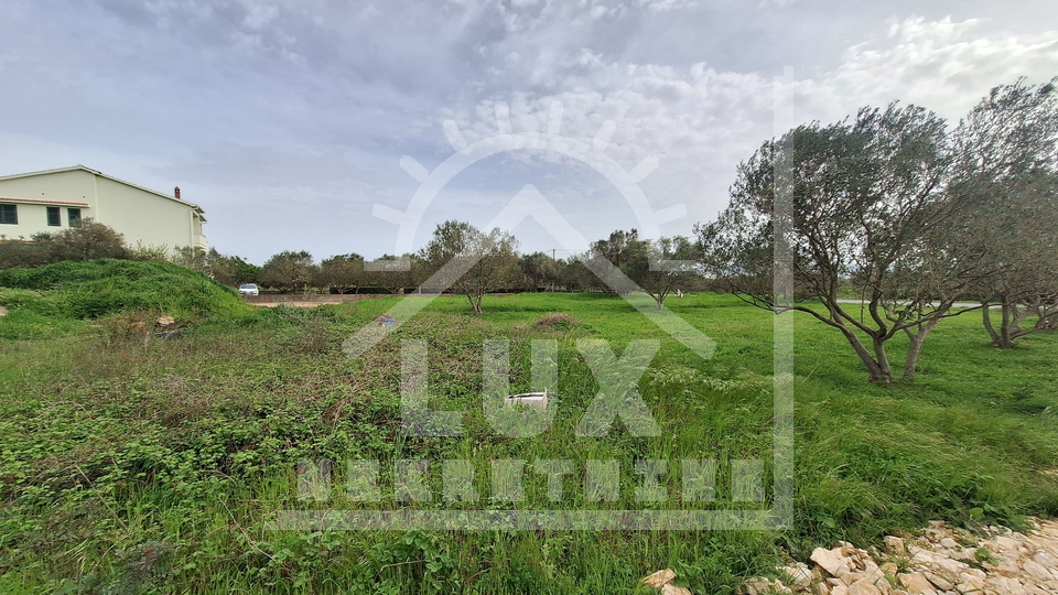 Building land 699 m2, Sukošan near Zadar, 500 meters from the sea
