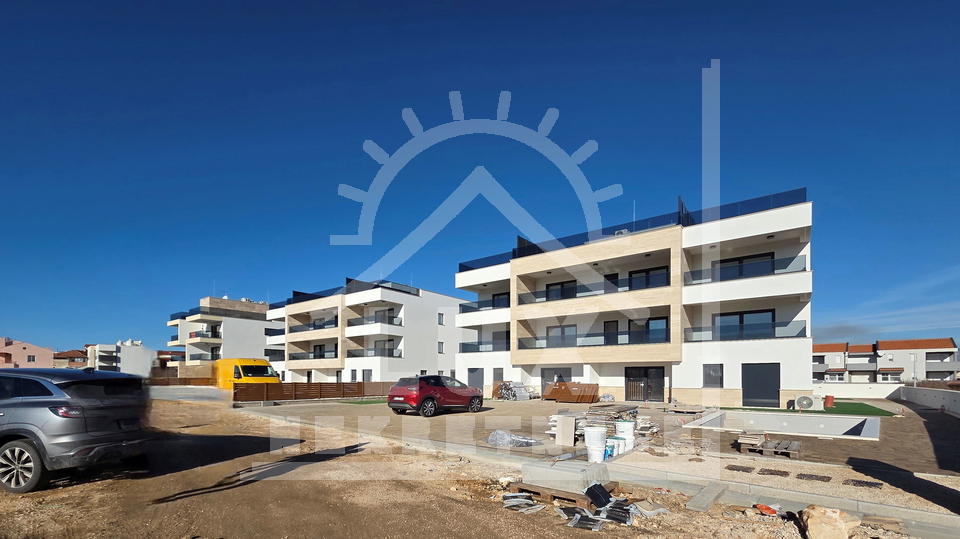 Zweizimmerwohnung im 2&period; Stock mit Dachterrasse&comma; Privlaka&comma; in der N&auml;he von Zadar&comma; NEUBAU