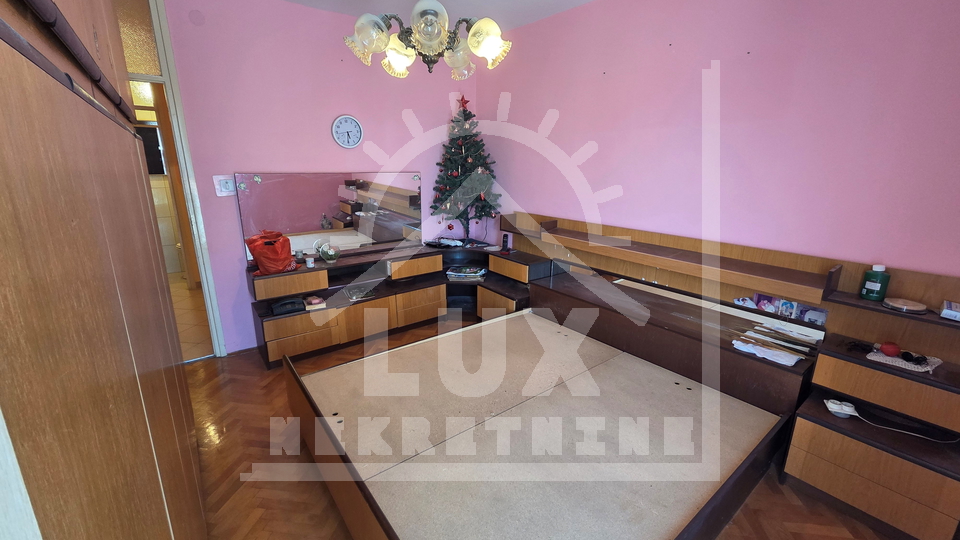 Stan pov. 60 m2, komforan jednosoban, Zadar (Voštarnica)
