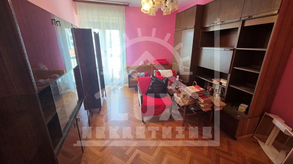 Stan pov. 60 m2, komforan jednosoban, Zadar (Voštarnica)