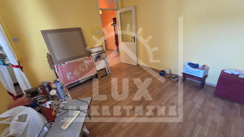 Stan pov. 60 m2, komforan jednosoban, Zadar (Voštarnica)