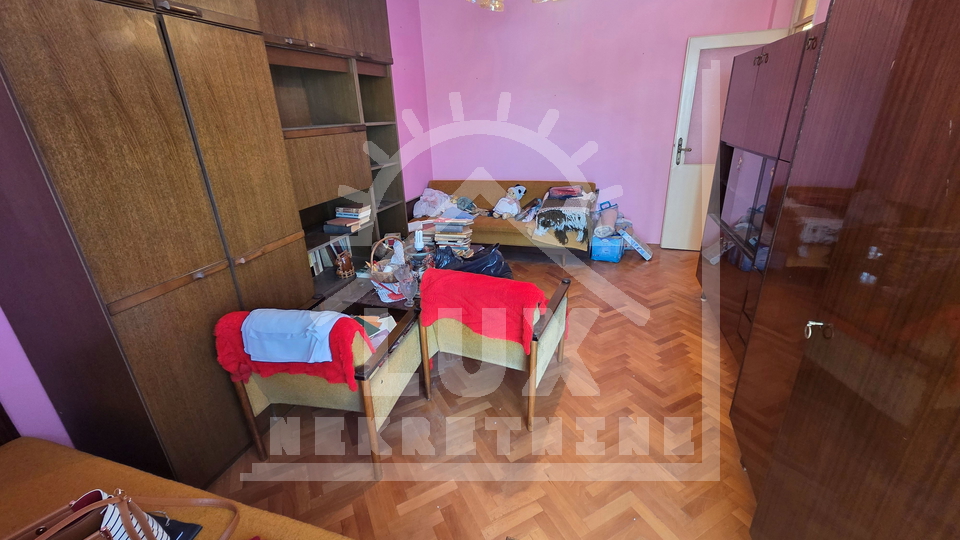 Stan pov. 60 m2, komforan jednosoban, Zadar (Voštarnica)