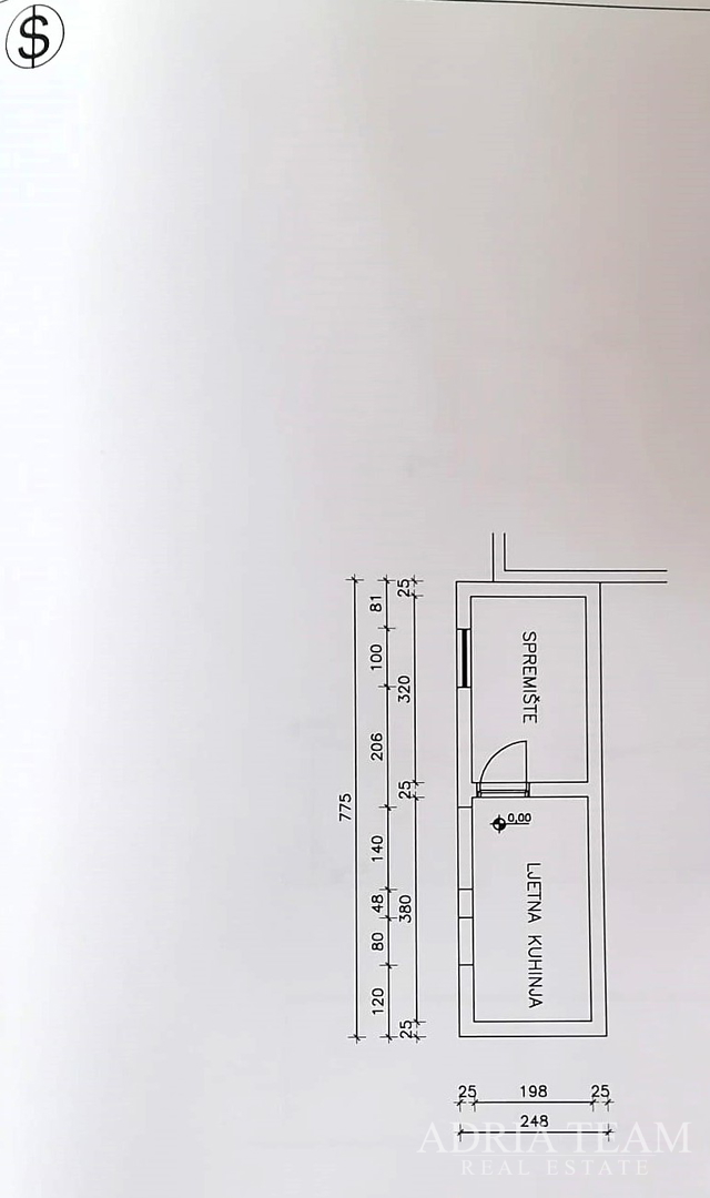 PRILIKA! KUĆA S POMOĆNIM OBJEKTOM (SPREMIŠTE + LJETNA KUHINJA) - STOMORSKA, ŠOLTA