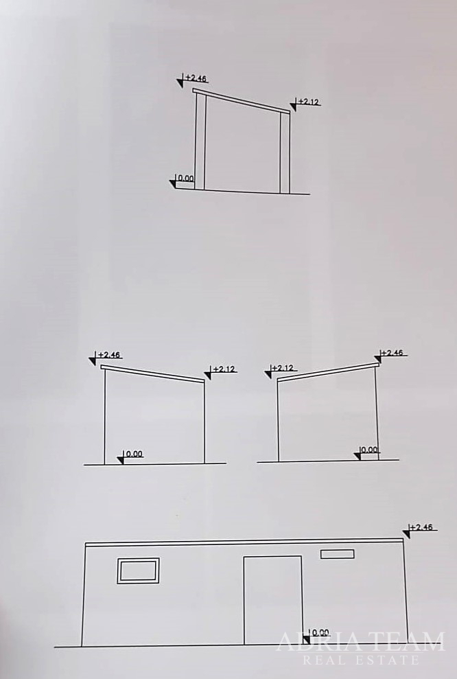 PRILIKA! KUĆA S POMOĆNIM OBJEKTOM (SPREMIŠTE + LJETNA KUHINJA) - STOMORSKA, ŠOLTA