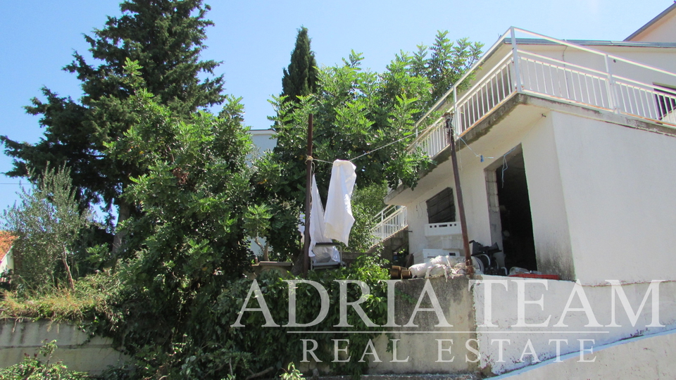 House, 785 m2, For Sale, Split - Slatine