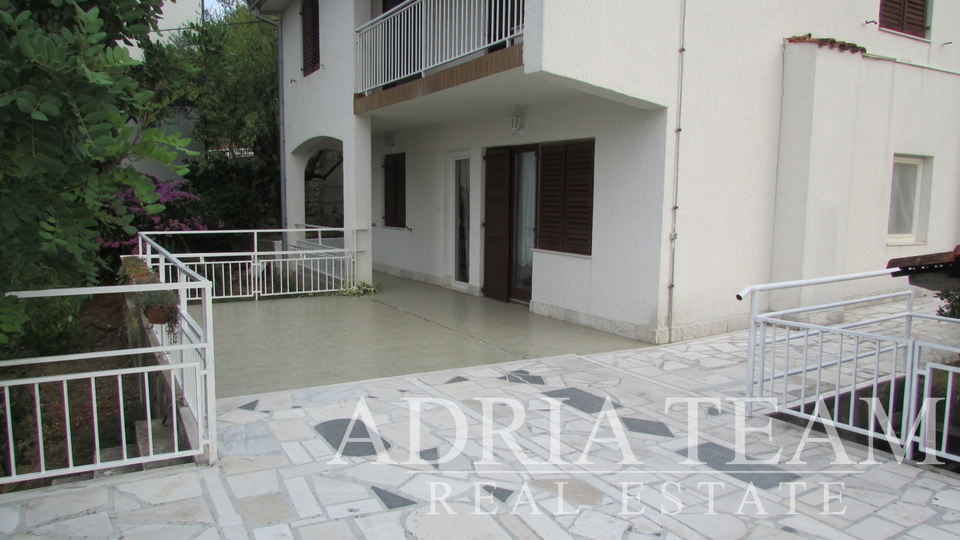 APARTMANSKA KUĆA, 150 M OD MORA, IZVRSNA POZICIJA!! SPLIT - SLATINE