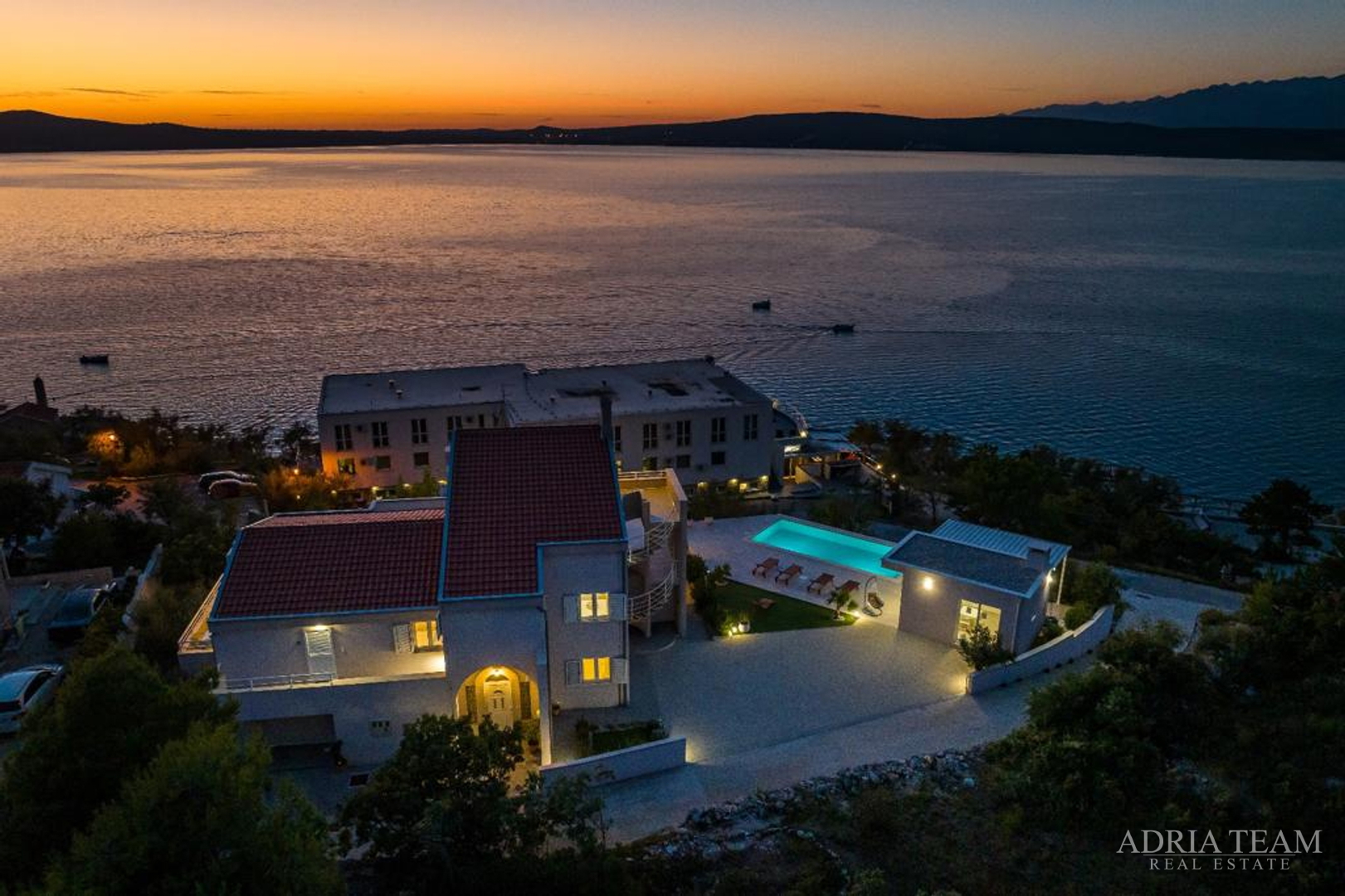 Beautiful apartment house with sea view, Novigrad