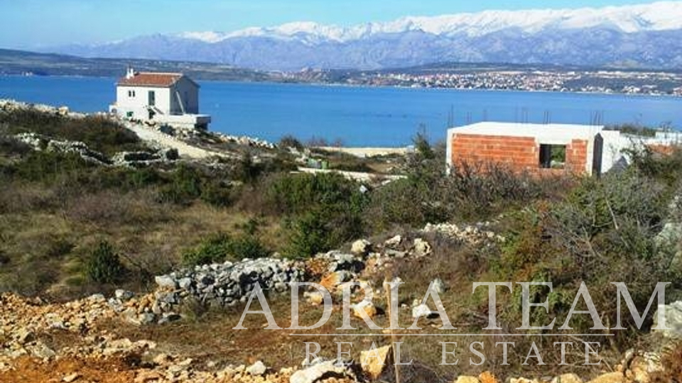 BUILDING LAND WITH SEA VIEW