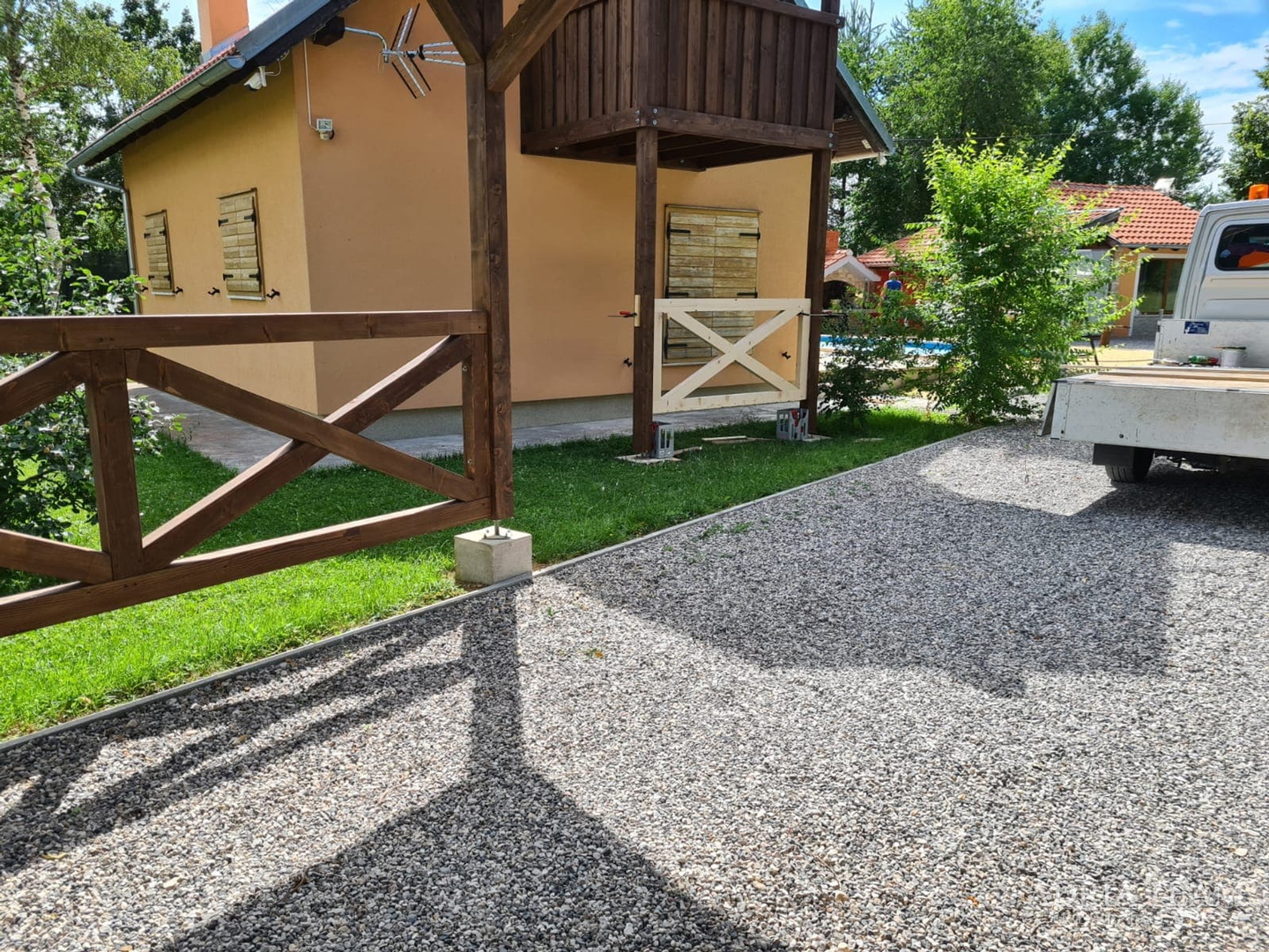 LUXURY VILLA WITH HEATED POOL AND COVERED TERRACE - 10,000 m2 LAND!