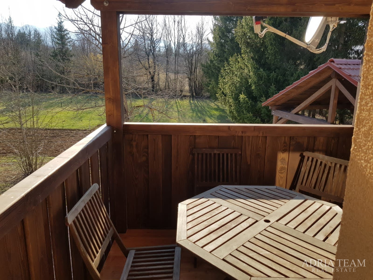 LUXURY VILLA WITH HEATED POOL AND COVERED TERRACE - 10,000 m2 LAND!