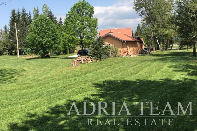 House, 10000 m2, For Sale, Gospić - Kruškovac