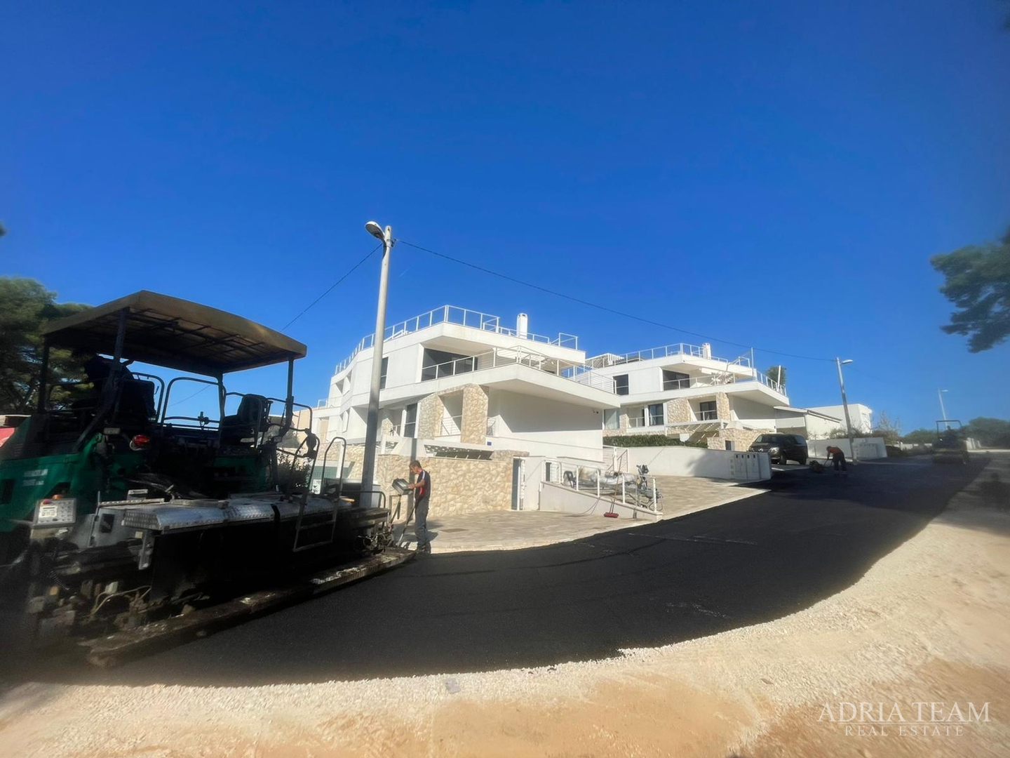 AKCIJA!! LUKSUZNI APARTMANI NA MIRNOJ LOKACIJI, 100 m OD MORA, KOŽINO - ZADAR