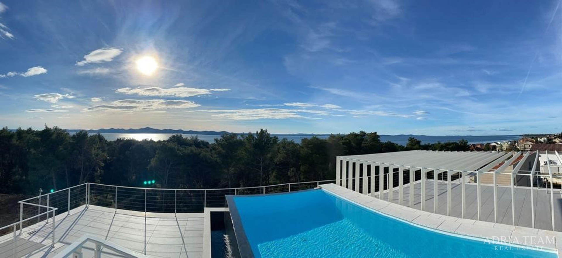 AKCIJA!! LUKSUZNI APARTMANI NA MIRNOJ LOKACIJI, 100 m OD MORA, KOŽINO - ZADAR