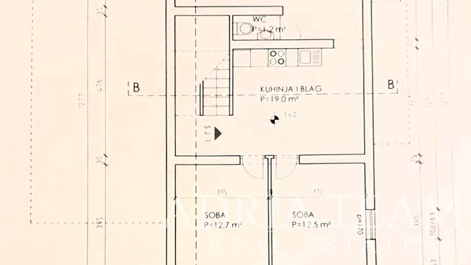 APARTMANSKA KUĆA SA 6 APARTMANA, 170 m OD MORA, ZADAR - BIBINJE