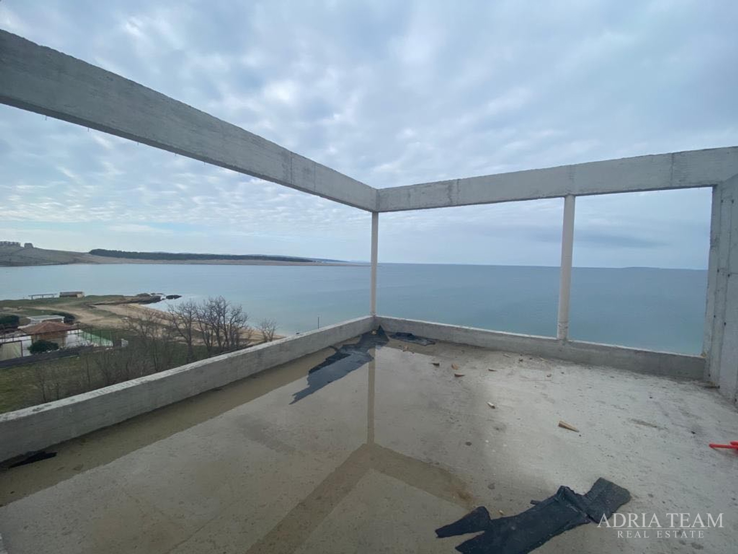 APARTMANI U NOVOGRADNJI, 20 m OD MORA - TOP POZICIJA!!! POVLJANA - PAG