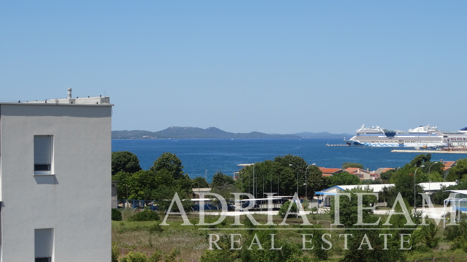 APARTMENT HOUSE WITH SEA VIEW, 250 M FROM THE SEA, BIBINJE - ZADAR