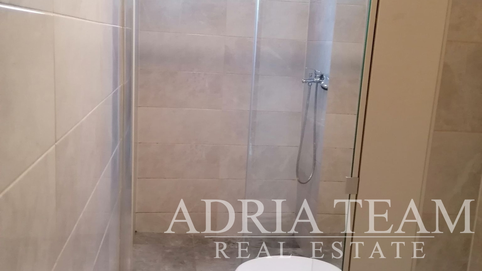 FURNISHED AND COMFORTABLE THREE BEDROOM APARTMENT - REMETINEC, ZAGREB