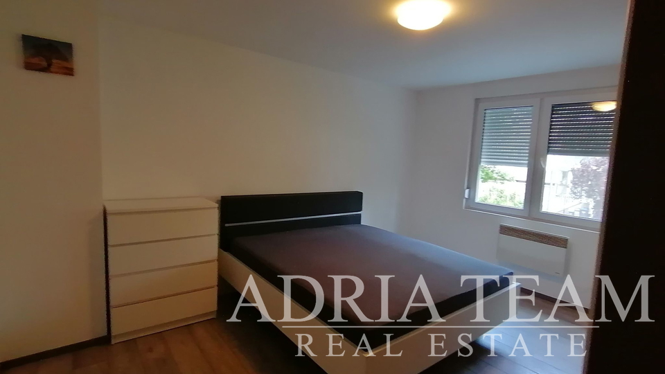 FURNISHED AND COMFORTABLE THREE BEDROOM APARTMENT - REMETINEC, ZAGREB