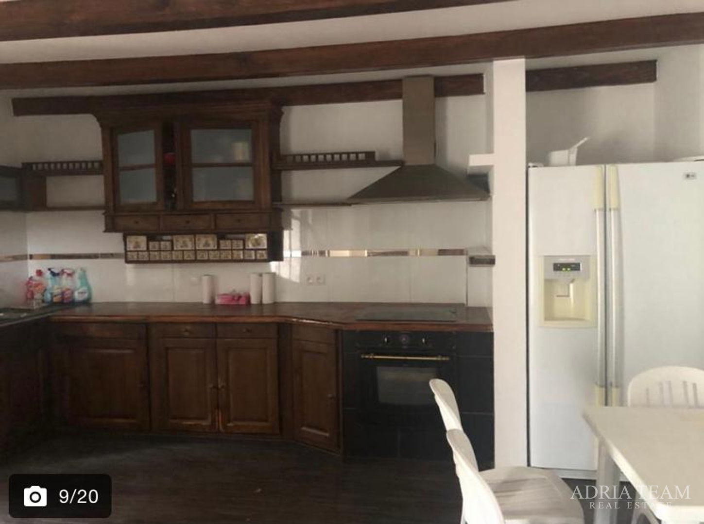 STONE HOUSE WITH TWO RESIDENTIAL UNITS, SVIRČE - JELSA