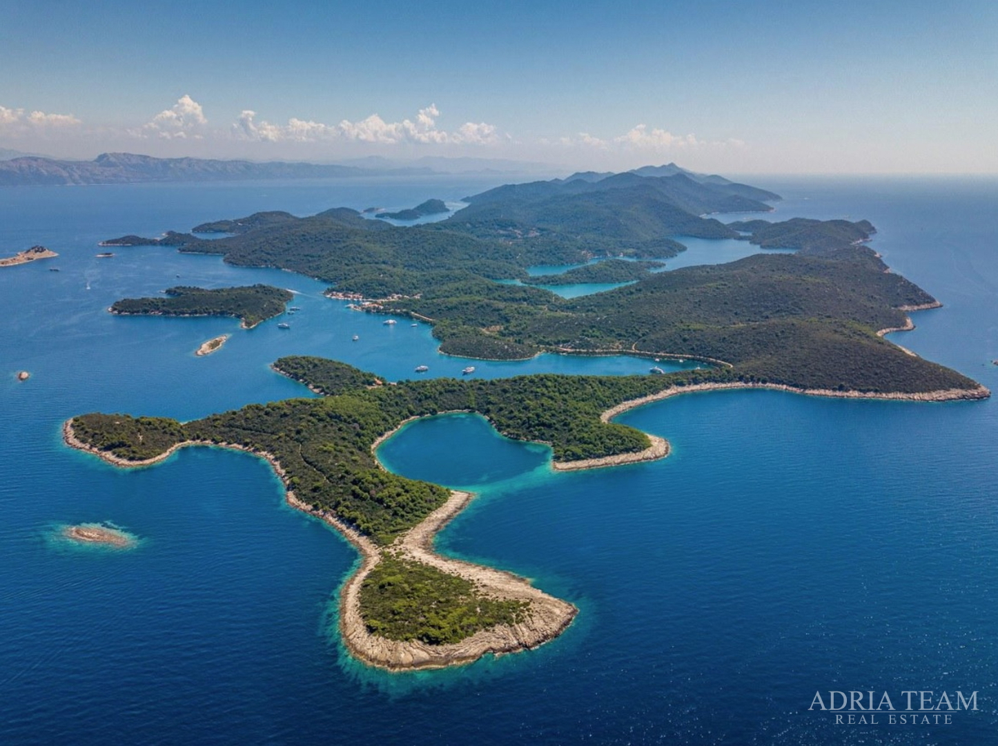 REGULAR-SHAPED LAND, 850 m FROM THE SEA, BABINO POLJE - MLJET