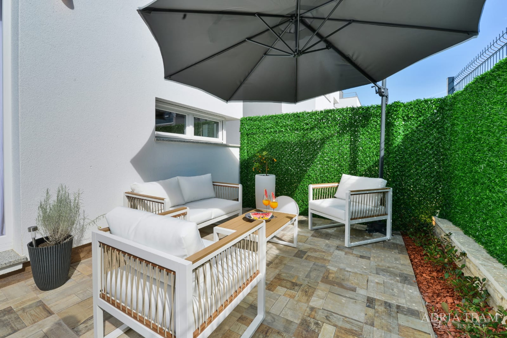 KUĆA NOVOGRADNJA S POGLEDOM NA MORE, ZADAR - DIKLOVAC