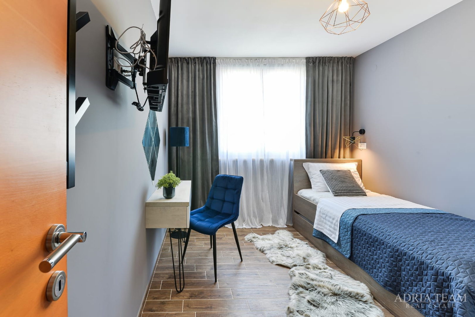 KUĆA NOVOGRADNJA S POGLEDOM NA MORE, ZADAR - DIKLOVAC