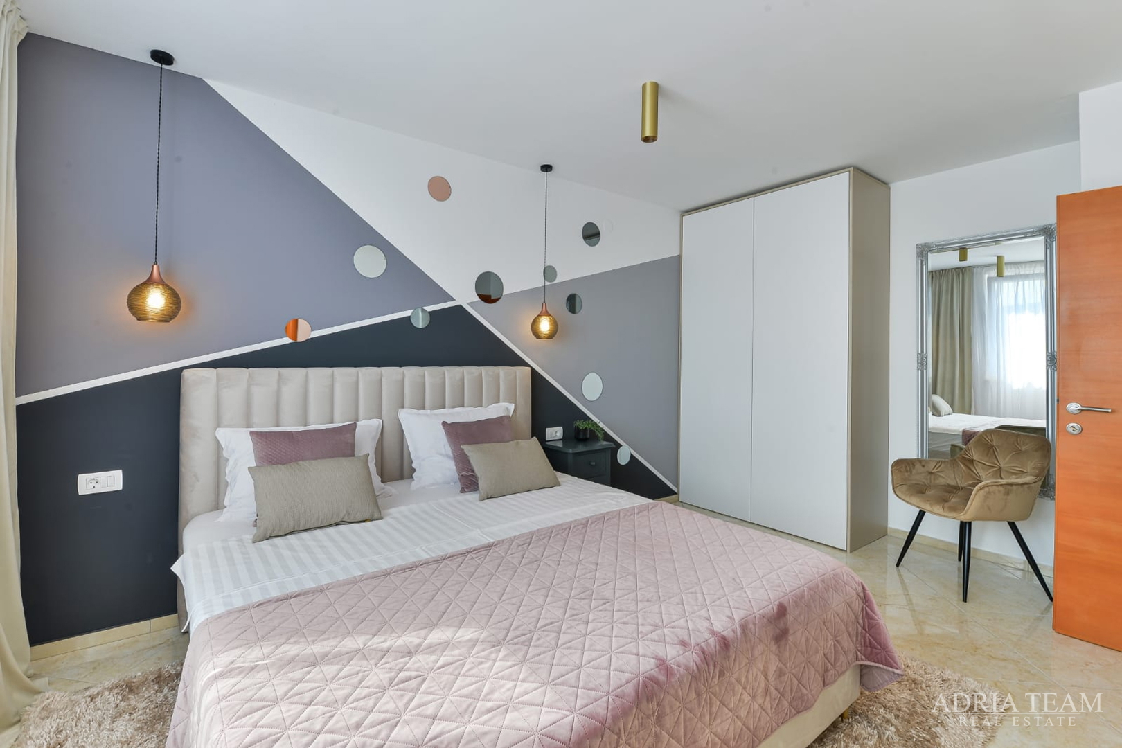 KUĆA NOVOGRADNJA S POGLEDOM NA MORE, ZADAR - DIKLOVAC