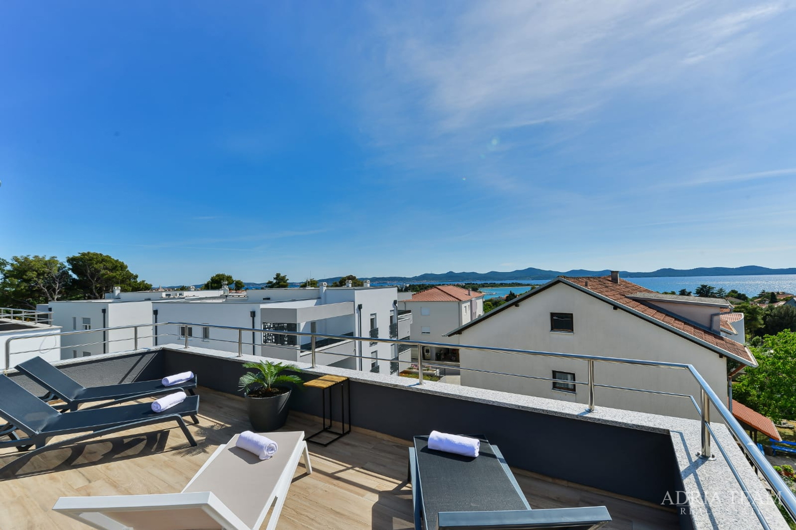 KUĆA NOVOGRADNJA S POGLEDOM NA MORE, ZADAR - DIKLOVAC