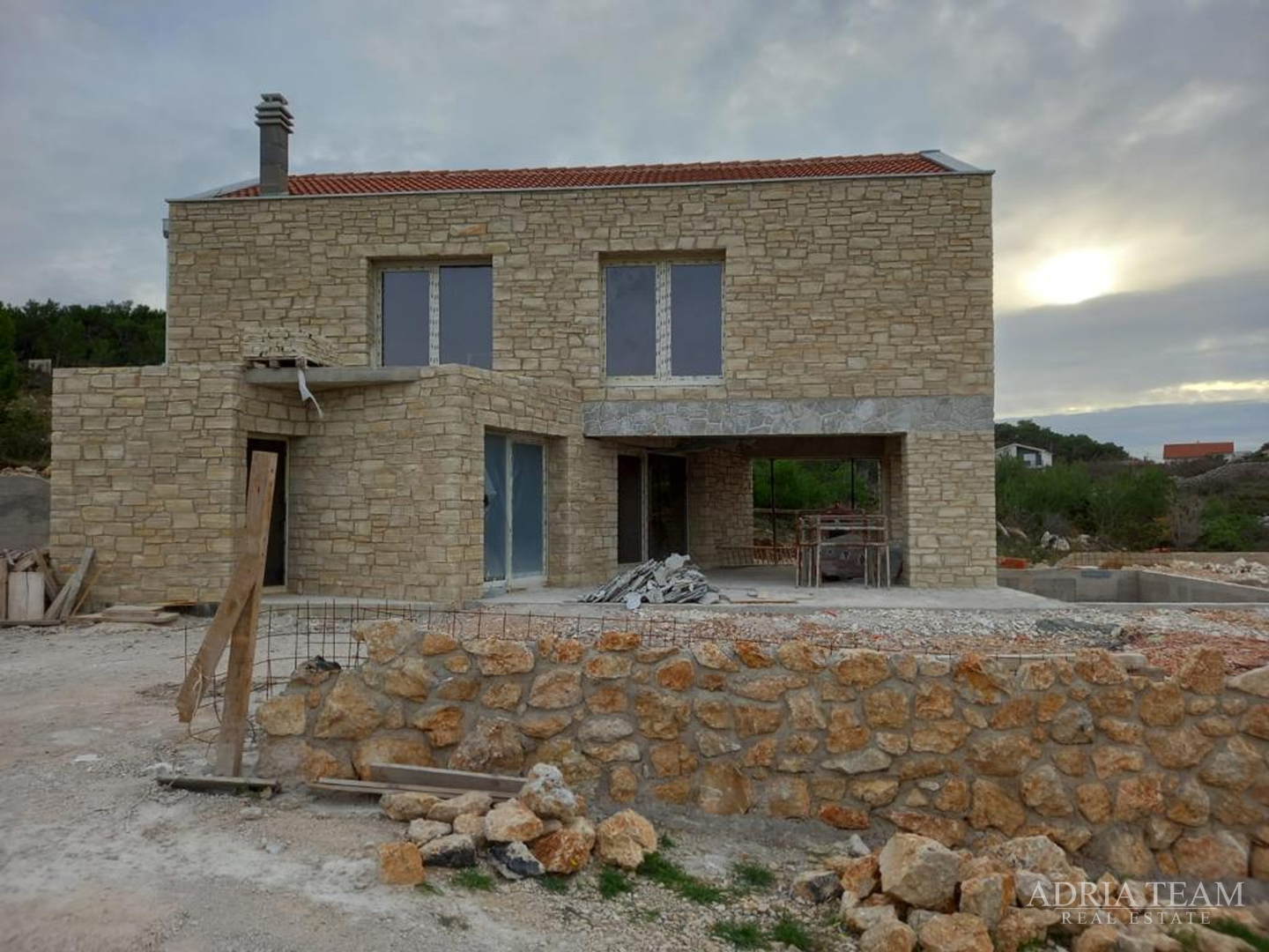 VILLA MIT SCHWIMMBAD, 200 M VOM MEER ENTFERNT, NOVIGRAD - ZADAR