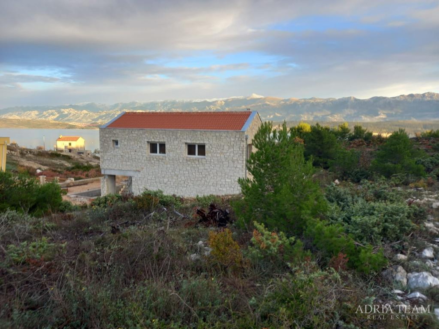 VILLA MIT SCHWIMMBAD, 200 M VOM MEER ENTFERNT, NOVIGRAD - ZADAR