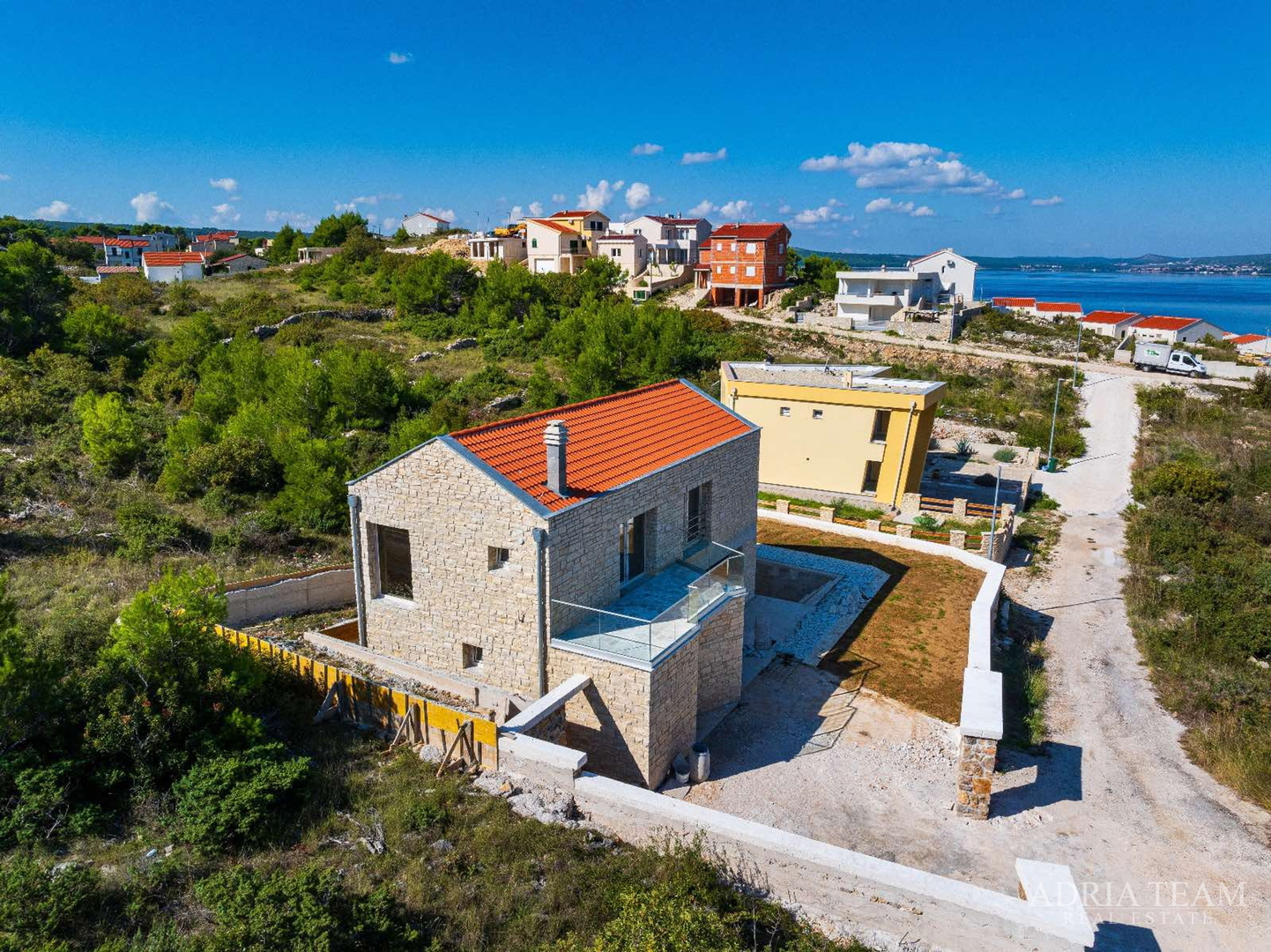 VILLA MIT SCHWIMMBAD, 200 M VOM MEER ENTFERNT, NOVIGRAD - ZADAR