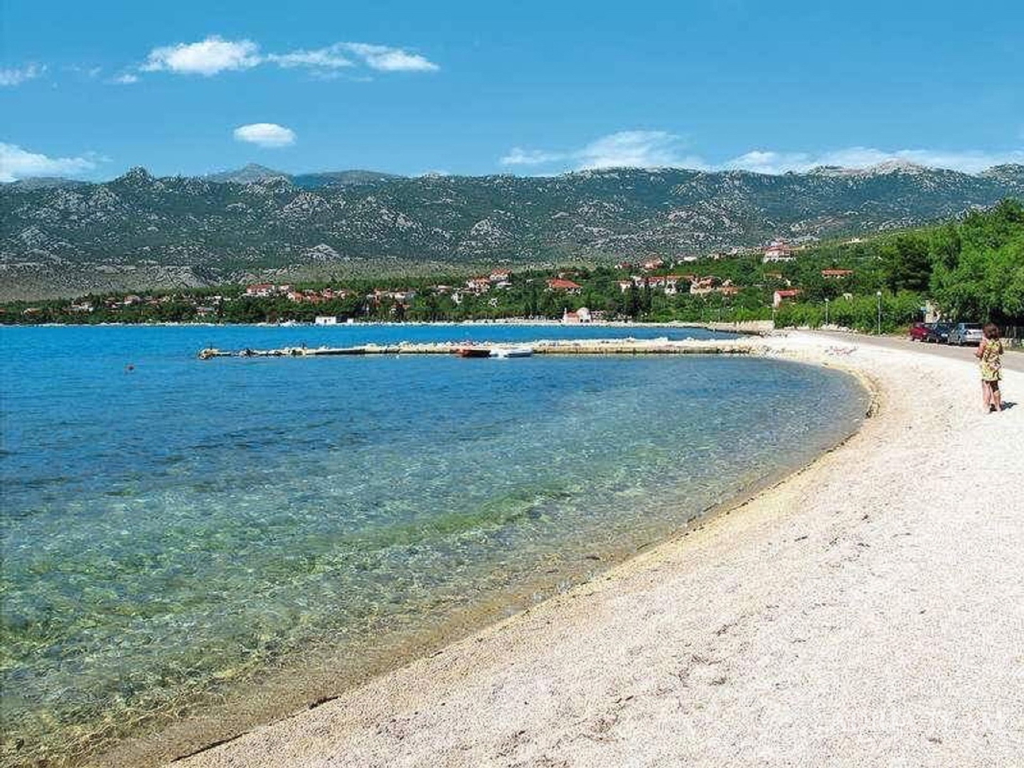 AKCIJA!!! GRAĐEVINSKO ZEMLJIŠE S PROJEKTOM! 500 m OD MORA, JASENICE - MASLENICA