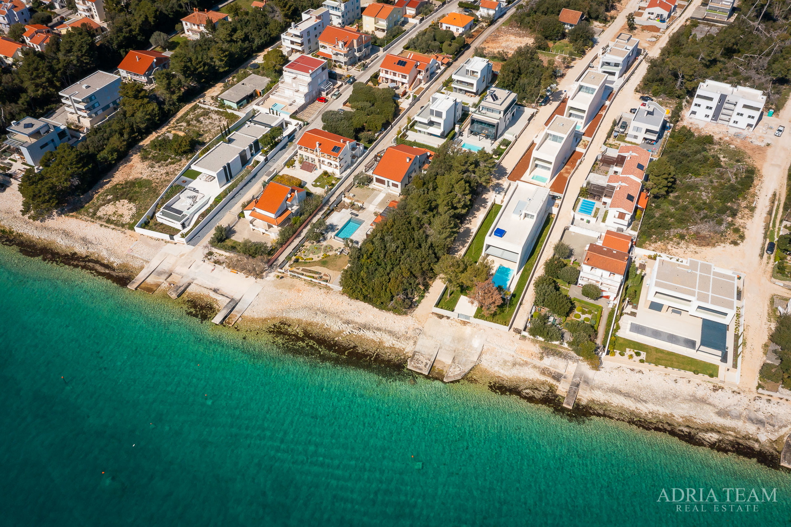 Luxusvilla mit Pool, 50 m vom Meer entfernt, Petrčane - Zadar