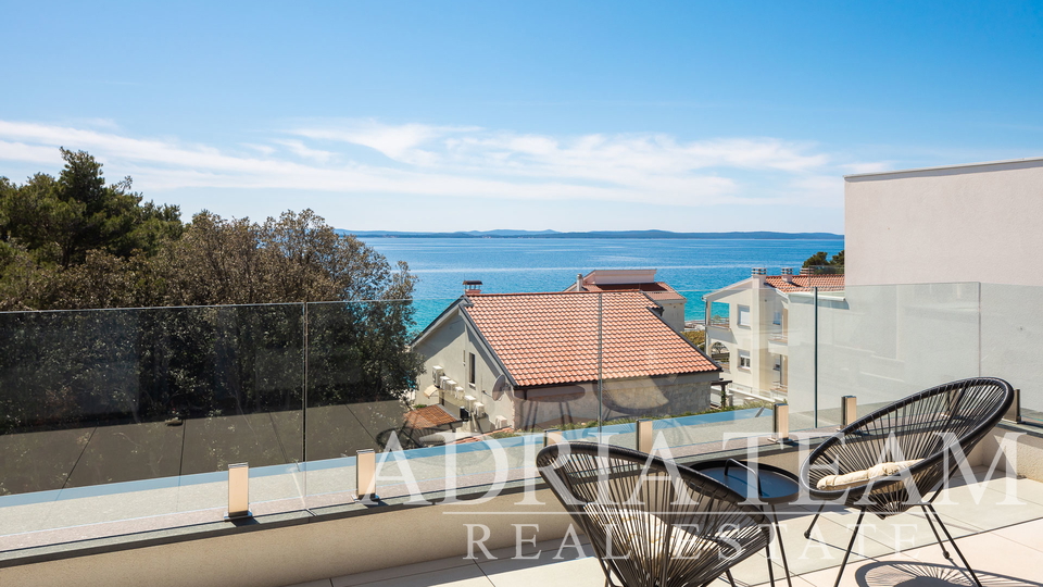 LUXURY VILLA WITH POOL, 50 M FROM THE SEA, PETRČANE - ZADAR