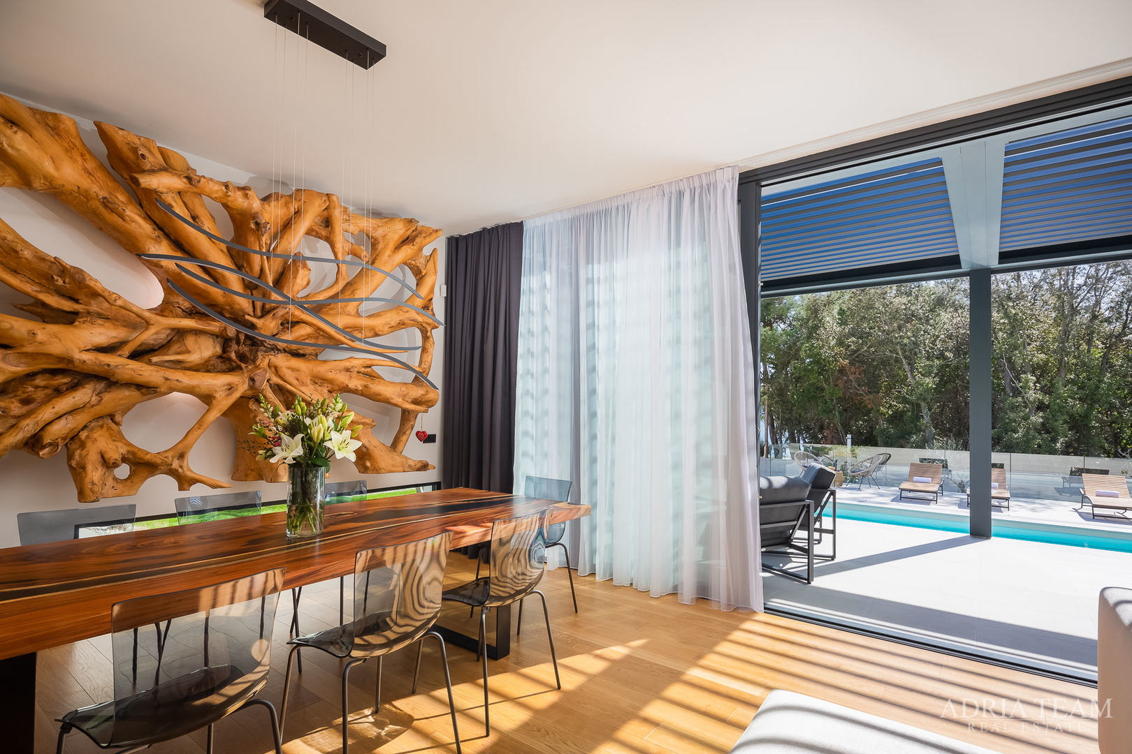 Luxusvilla mit Pool, 50 m vom Meer entfernt, Petrčane - Zadar