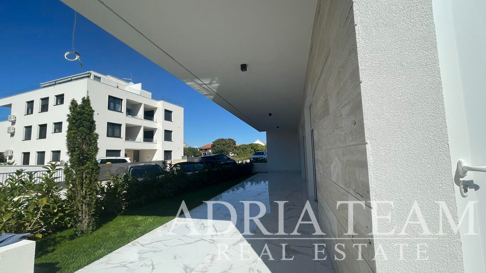 LUXURY TWO BEDROOM APARTMENTS, 100 m FROM THE SEA, BIBINJE - ZADAR